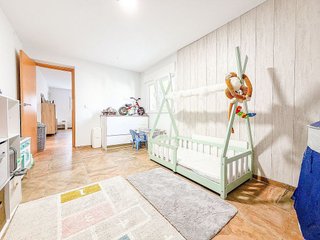 Casa adosada en venta en Elda