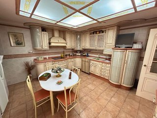 Casa adosada en venta en Crevillent