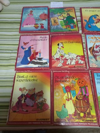 Libros cuentos Disney. Añadido 8 libros más