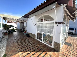 Chalet en venta en Núcleo Urbano en Chiclana de la Frontera