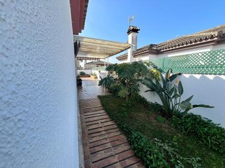 Chalet en venta en Núcleo Urbano en Chiclana de la Frontera
