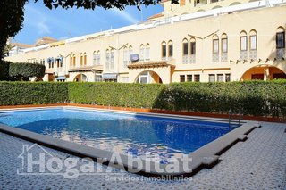 Casa adosada en venta en Torrelamata - La Mata en Torrevieja