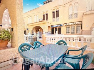 Casa adosada en venta en Torrelamata - La Mata en Torrevieja