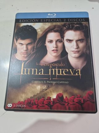 Luna Nueva Blu-ray Edición Especial 2 Discos