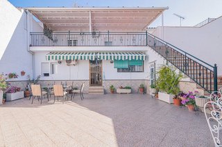 Casa adosada en venta en Atarfe