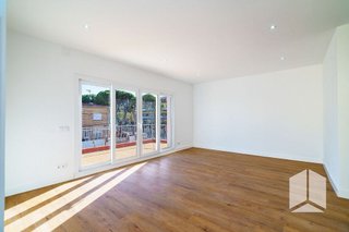 Piso en venta en Lluminetes en Castelldefels