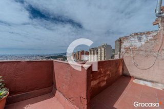 Chalet en venta en El Carmel en Barcelona