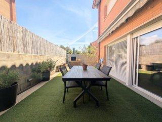 Casa pareada en venta en Viladecavalls