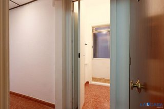 Piso en venta en La Font de la Guatlla en Barcelona