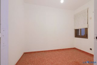 Piso en venta en La Font de la Guatlla en Barcelona