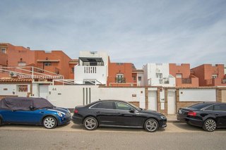 Casa adosada en venta en Camposoto - Gallineras en San Fernando