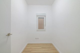 Piso en venta en La Prosperitat en Barcelona