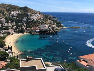 Ático en venta en Port Esportiu - Puig Rom - Canyelles en Roses