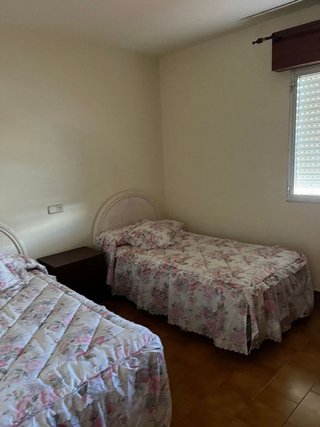 Chalet en venta en Grove (O)