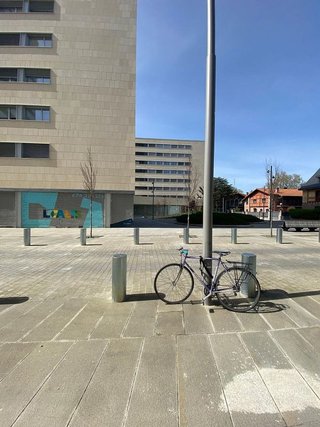 Local comercial en alquiler en Ensanche en Pamplona