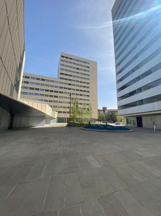 Local comercial en alquiler en Ensanche en Pamplona