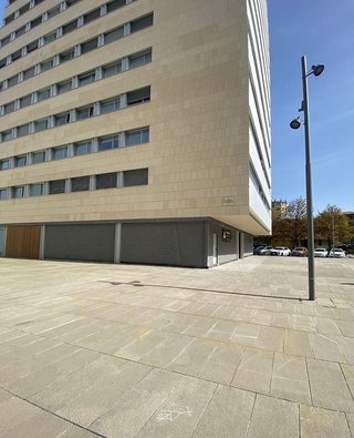 Local comercial en alquiler en Ensanche en Pamplona
