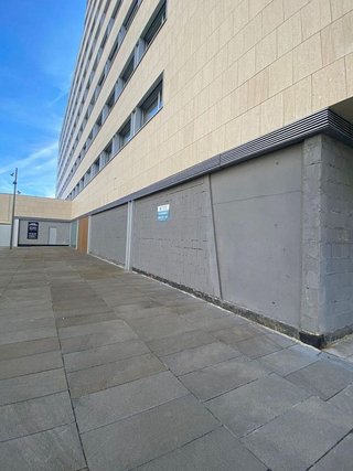 Local comercial en alquiler en Ensanche en Pamplona