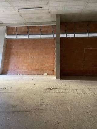 Local comercial en alquiler en Ensanche en Pamplona