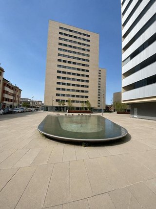 Local comercial en alquiler en Ensanche en Pamplona