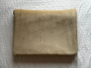 Manta suave de forro polar beige