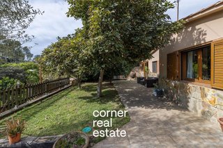 Chalet en venta en Molins de Rei