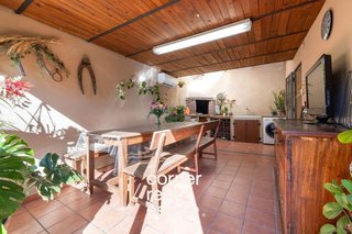 Chalet en venta en Molins de Rei