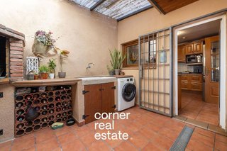 Chalet en venta en Molins de Rei