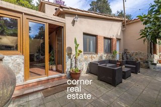 Chalet en venta en Molins de Rei