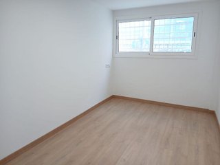 Piso en venta en Bellvitge en Hospitalet de Llobregat, L´