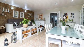 Casa adosada en venta en Les Arenes - La Grípia  Can Montllor en Terrassa
