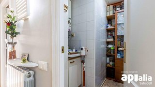 Casa adosada en venta en Les Arenes - La Grípia  Can Montllor en Terrassa