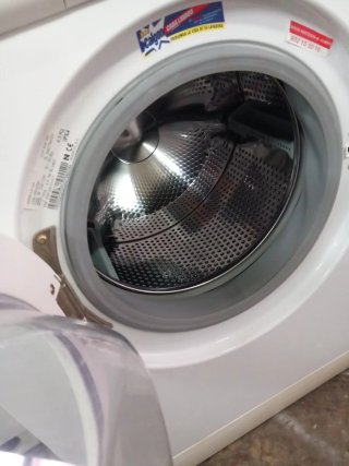 Lavadora blanca