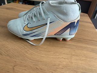 Botas futbol niño talla 35,5