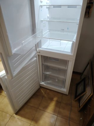 Nevera Benavent Blanca