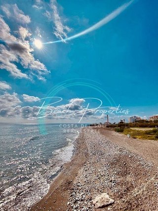 Piso en venta en Urbanización Santa Rosa en Torrox