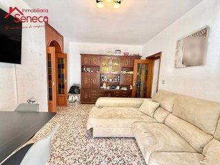 Piso en venta en Santa Rosa - Valdeolleros en Córdoba