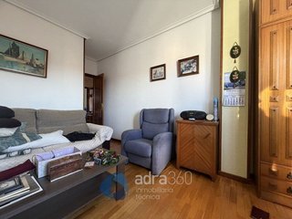 Piso en venta en Portillejo - Valdegastea en Logroño