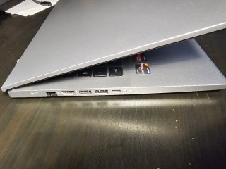 Acer Aspire 3 Ryzen 7 5700U 16GB 512GB SSD