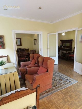 Piso en venta en Los Remedios en Sevilla