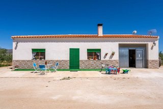 Chalet en venta en Yecla