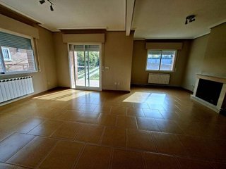 Casa pareada en venta en Zona Polideportivo Colonia en Moralzarzal