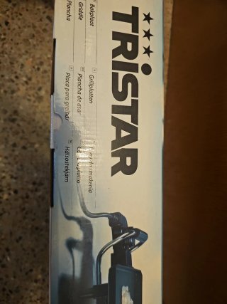 Plancha Eléctrica Tristar 2000W BP-2965
