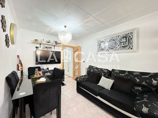 Piso en venta en Artigas - Llefià en Badalona