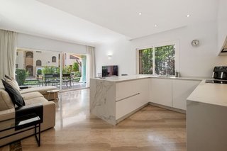 Piso en venta en Elviria en Marbella