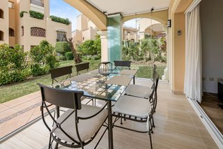 Piso en venta en Elviria en Marbella