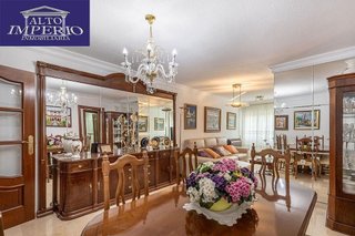 Piso en venta en Pajaritos - Plaza de Toros en Granada