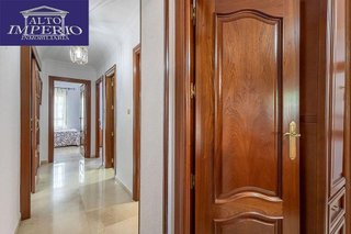 Piso en venta en Pajaritos - Plaza de Toros en Granada