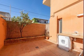 Piso en venta en Zubia (La)