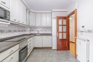 Piso en venta en Pumarín en Gijón